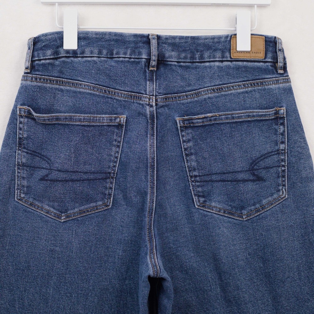 AMERICAN EAGLE Curvy Super High-Rise Baggy Wide Leg Jeans Medium Wash 12 Short - Picture 6 of 10